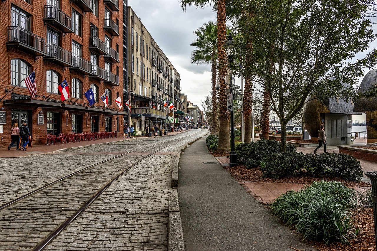 River Street & Factors Walk